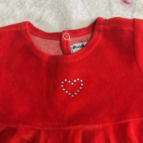 J M Original beautiful dress for girl size 9 -12 months - Picture 2 of 9